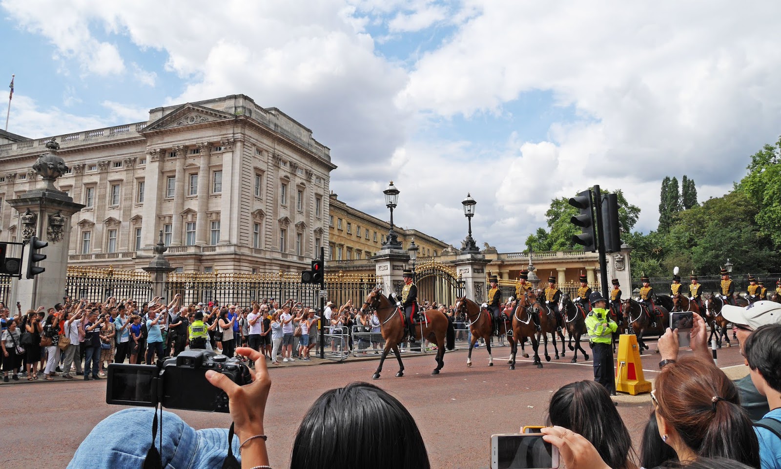 Watching the Changing of the Guard at Buckingham Palace