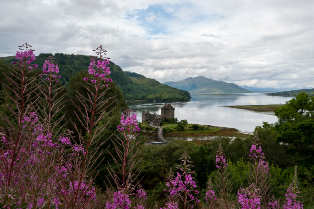 Eilean Donan Castle viewpoint in the Scottish Highlands