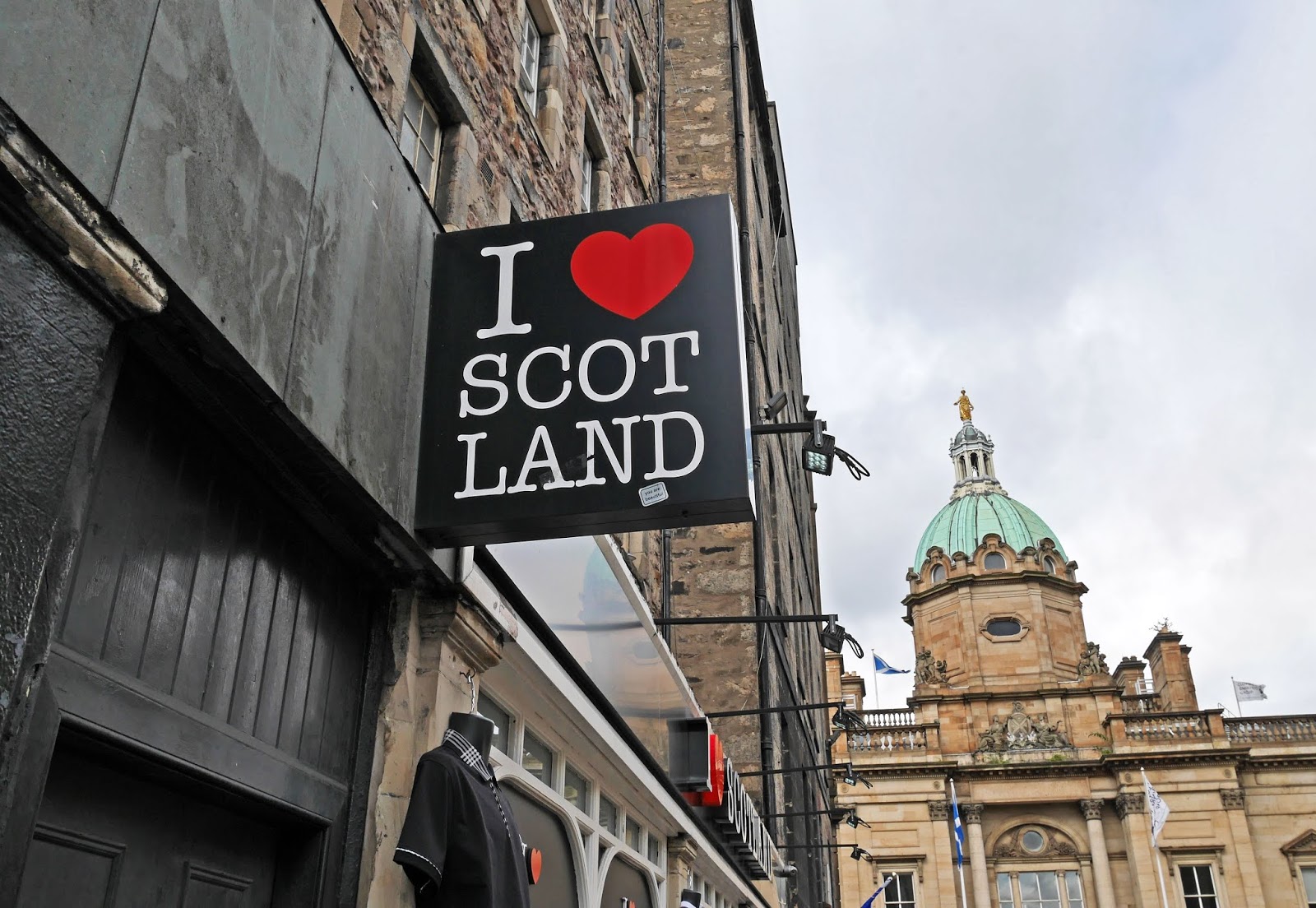 I heart Scotland sign near the Royal Mile, Edinburgh