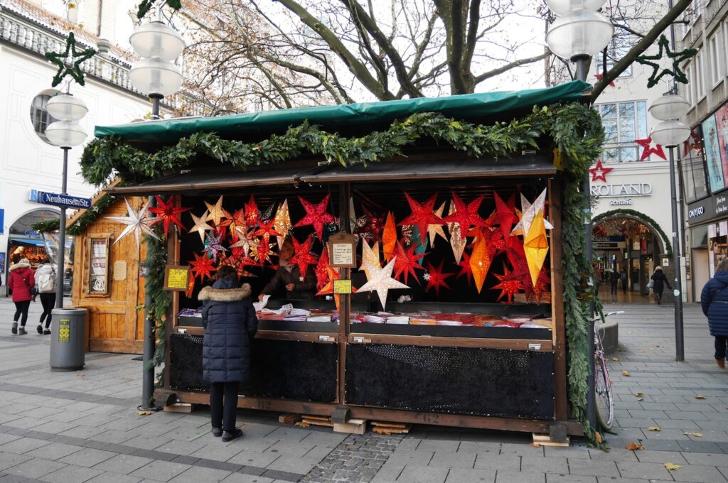 A souvenir stall at the Munich Christmas Markets