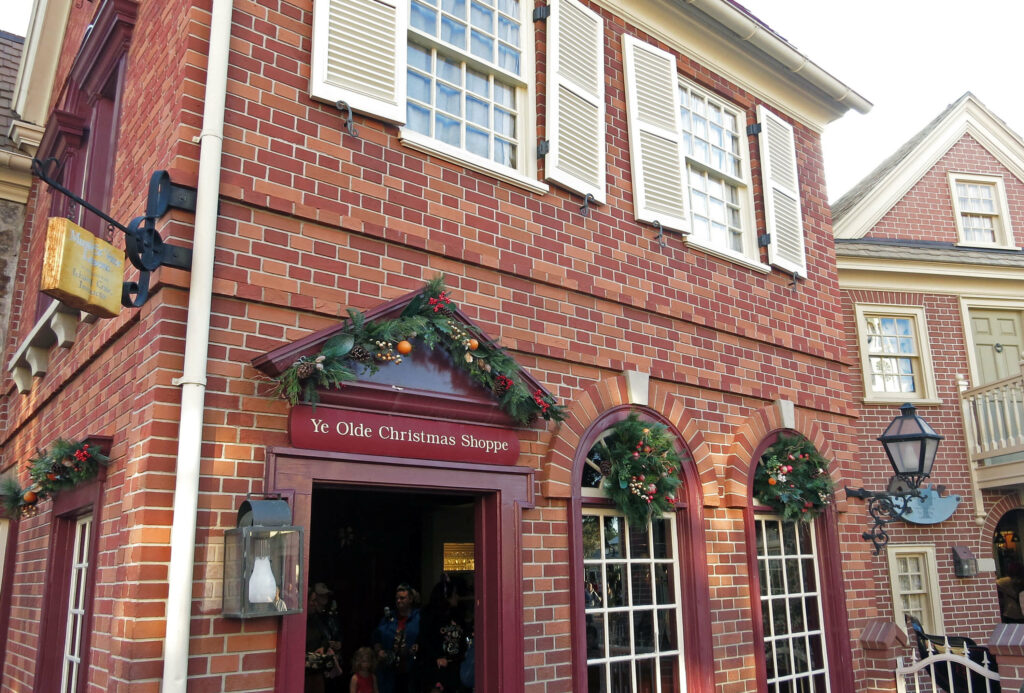 Ye Olde Christmas Shoppe in Magic Kingdom, Walt Disney World
