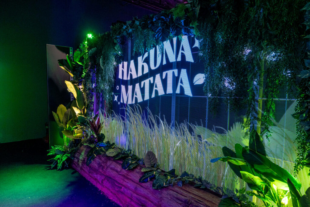 Hakuna Matata sign at Disney Wonder of Friendship, the Experience