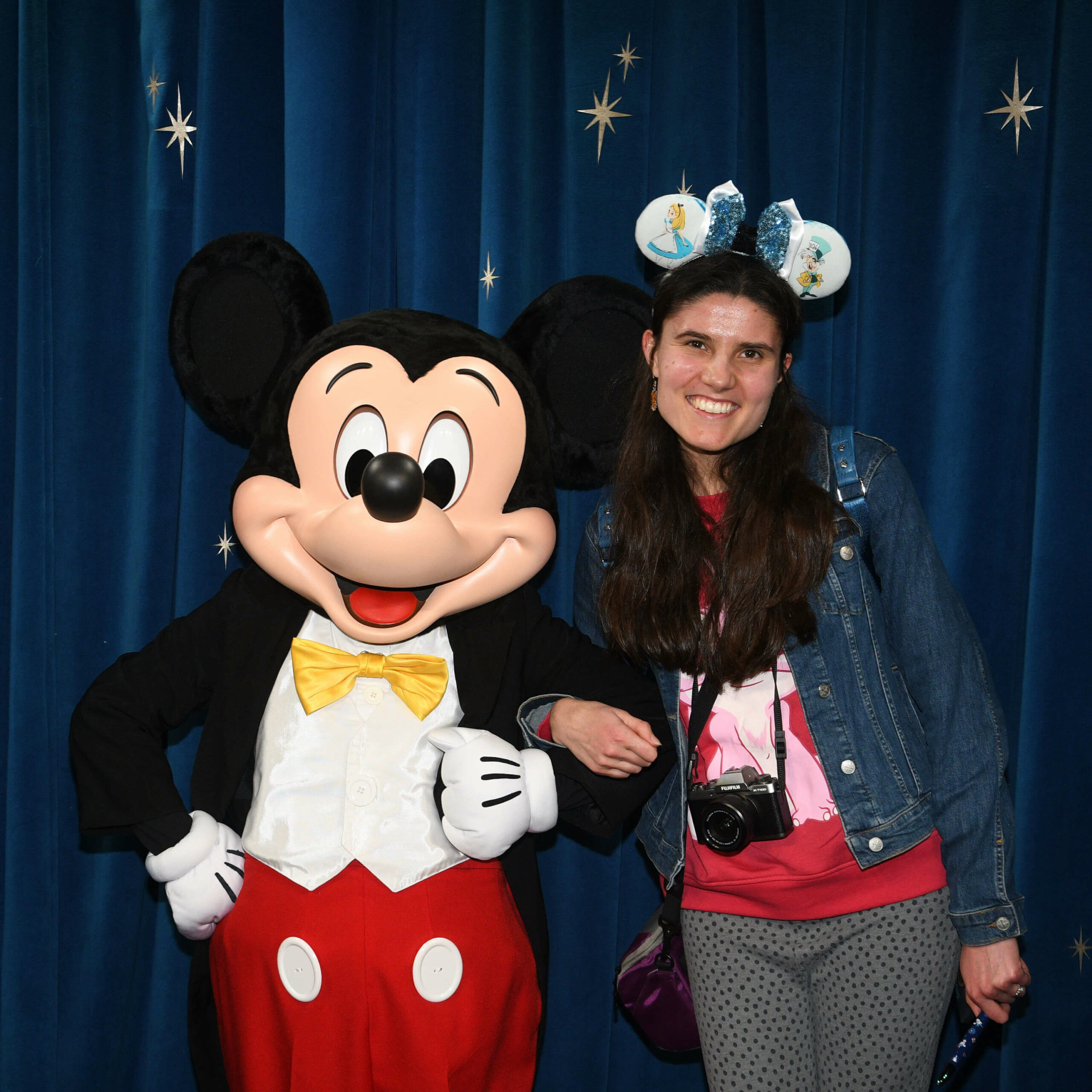 Kat Masterson meeting Mickey Mouse in Walt Disney World, Florida
