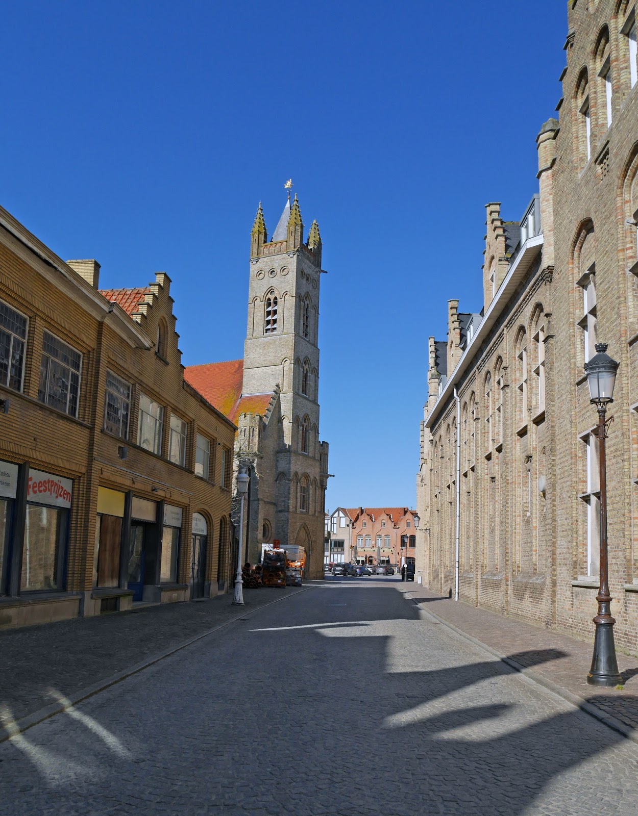 Nieuwpoort, Belgium: a place to stop on the way to Bruges by car